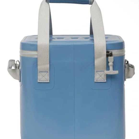 🤖- RTIC Cooler 12 Can [New in Box] - Picture 6 of 11